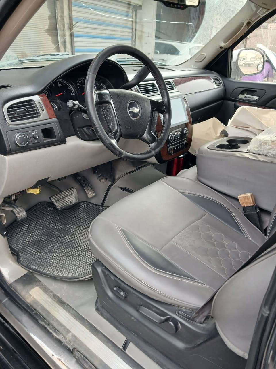 من رخصت الادمن يوكن 2008 مصفره هيئه او غرامات سياره 6 براغي خطه حله بغداد السيارا حلوه ماناقصه شي بس كيرها يئاخر مكينتها جديده دواخلها جدد او حداديته جديده كشره يخبل  السياره احسب حسابك كيرها يئخر السعر 118 (‭0774 249 9669‬)
