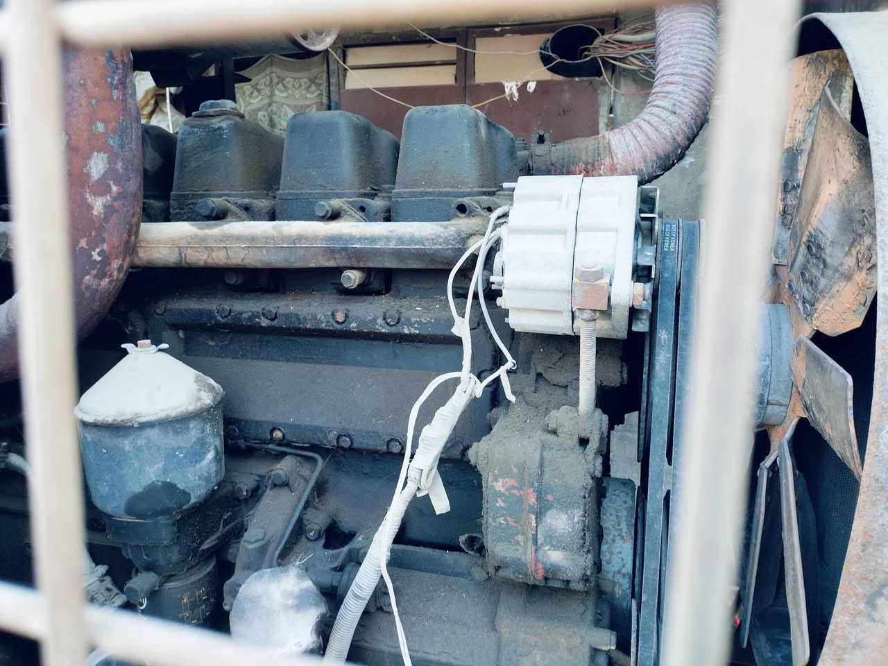 مولدة للبيع – اسكانية KV200 ديزل
🔸 النوع: اسكانية KV200
🔸 الوقود: ديزل
🔸 السعر: 70 ورقة
🔸 الموقع: البصرة – قرب مديرية عاصم بن دلف
المولدة بحالة جيدة وجاهزة للعمل.
للاستفسار والمعاينة يرجى الاتصال على:
📞 ***********
📞 *********** (آسيا)
👤 أبو علي العطار
