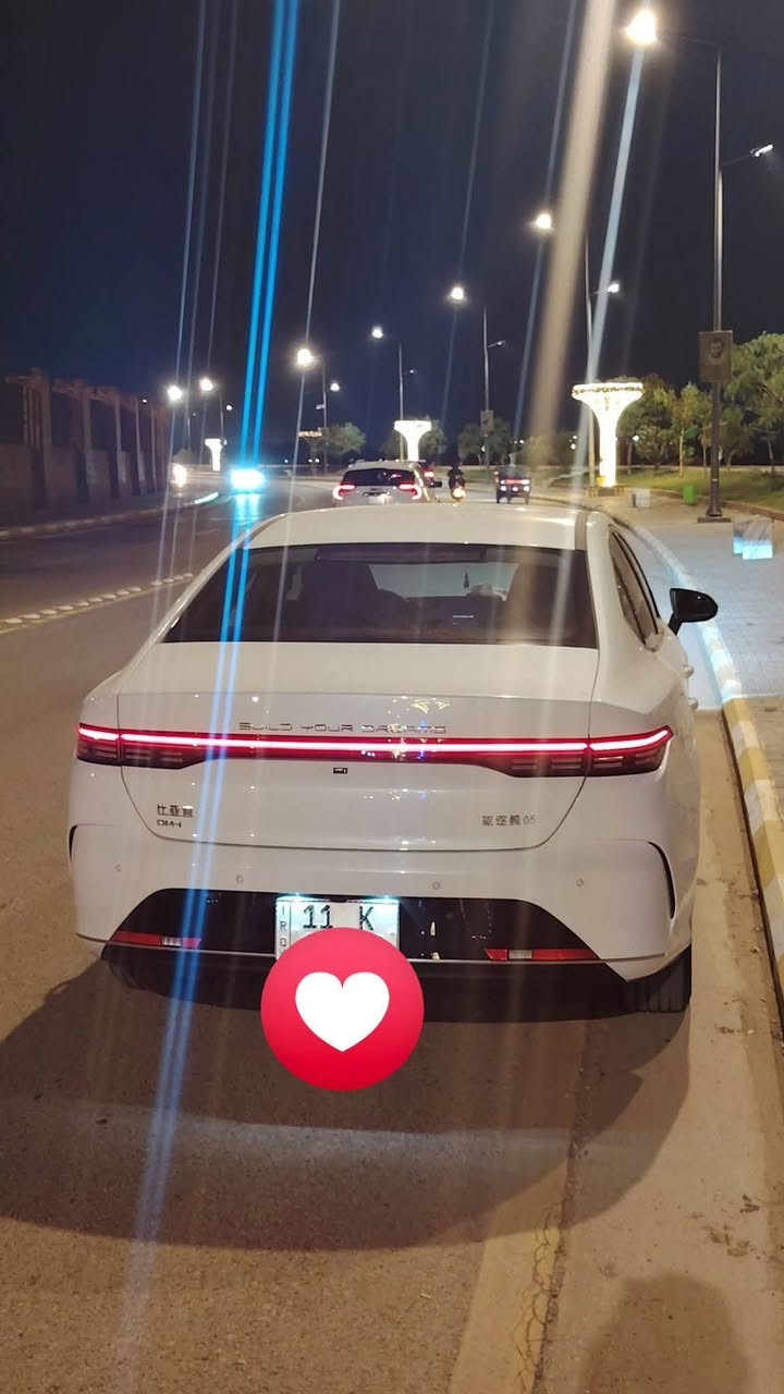 دستروير 2025 رقم بغداد بااسمي تحويل ثاني يوم
ماشيه 3100 الاف قابله للزياده سياره مدوشمه عام كشنات ارضيه جنطه دشبول استيرن خياط جلده كير اضافه الدوسات الجكمجه الفرس البيبان  مغلف نايلون 

كفاله عامه  من البارد والصبغ والضربه

🟢 ابرز المواصفات :- 

بصمة تشغيل عن بعد 

شاشة كبيرة دوارة 

حساس خلفي 

ويل كروم 

لايت زنون 

بك لايت لد 

محرك 1500 

3 انضمة قيادة 

تحكم مقود جانبين 

تبريد 2 قطعة 

هاند برك كهرباء 

كير ماوس 

درايڤ مود 

عداد دجتل 

ملحقات وشاحن كاملة.

20مليون 500 وبيهه مجال بسيط 

مكاني الكوت 

غير متواجد على الفيس

للاستفسار ***********

