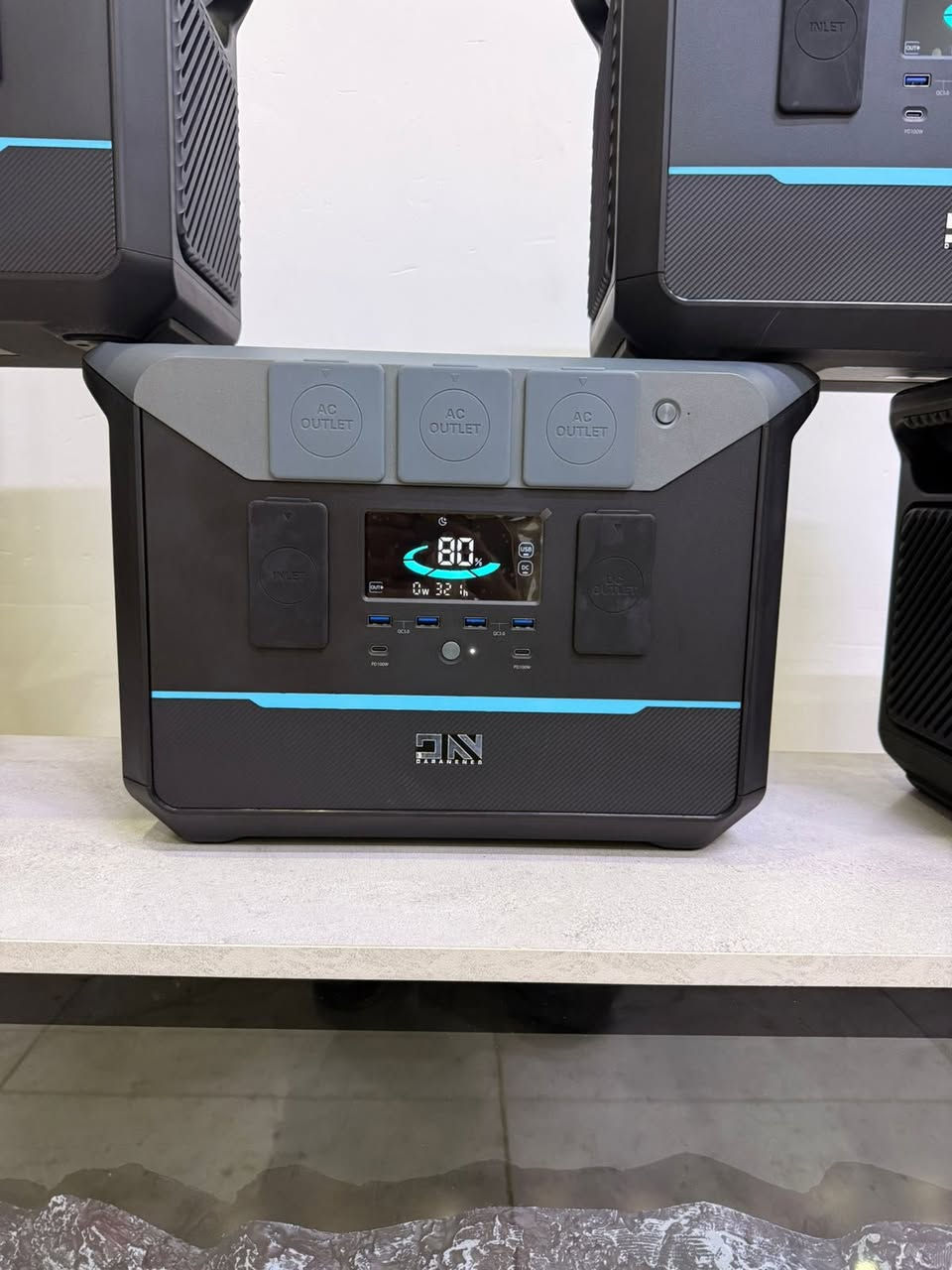 باور ستيشن 8 أمبير 1800 واط
يدعم الواح طاقه شمسيه بقدره 600 واط 

من افضل الماركات في العالم 

البطاريه الافضل في العالم ليثيوم فوسفات الحديد يعني عمر طويل 

يحتوي عل منافذ عديده 

ينطيك وقت تشغيل حسب استخدامك 

للاستفسار خاص او واتساب رجاء 

***********
