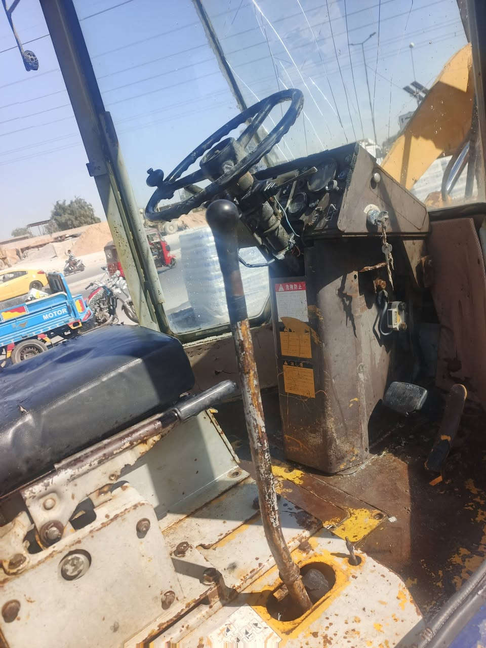 سلام عليكم شفل كومانسو ٧٠ البيع 
رقمة نجف  العنوان بغداد مدينه الصدر
الاتصال ***********
