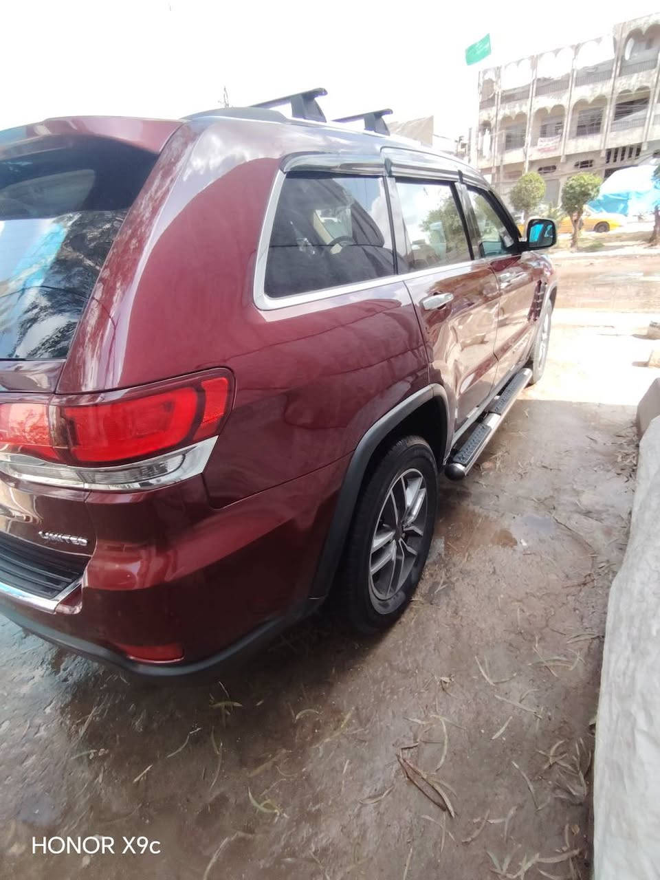 سلام عليكم جيب امريكي موديل2020 فول مواصفات رقم بغداد باسمي رقم جديد حادث جاملغ وبنيد وجاملغ ثاني نص مصبوغ اثر طخة بلعراق عنوان بغداد *********** سعرب220 بغداد, العراق
