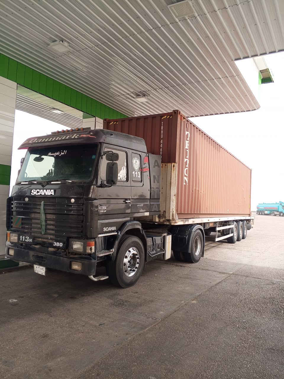 السلام عليكم شباب سكانيه مشلح113 مكينه سته كير خمسه بخمسه سنويه ل29 شرط ثاني يوم تحويل وسيارة تخم تأير هي وعربانتهه  السعر 175, وبيهه مجال قليل رقم الجهاز ***********
