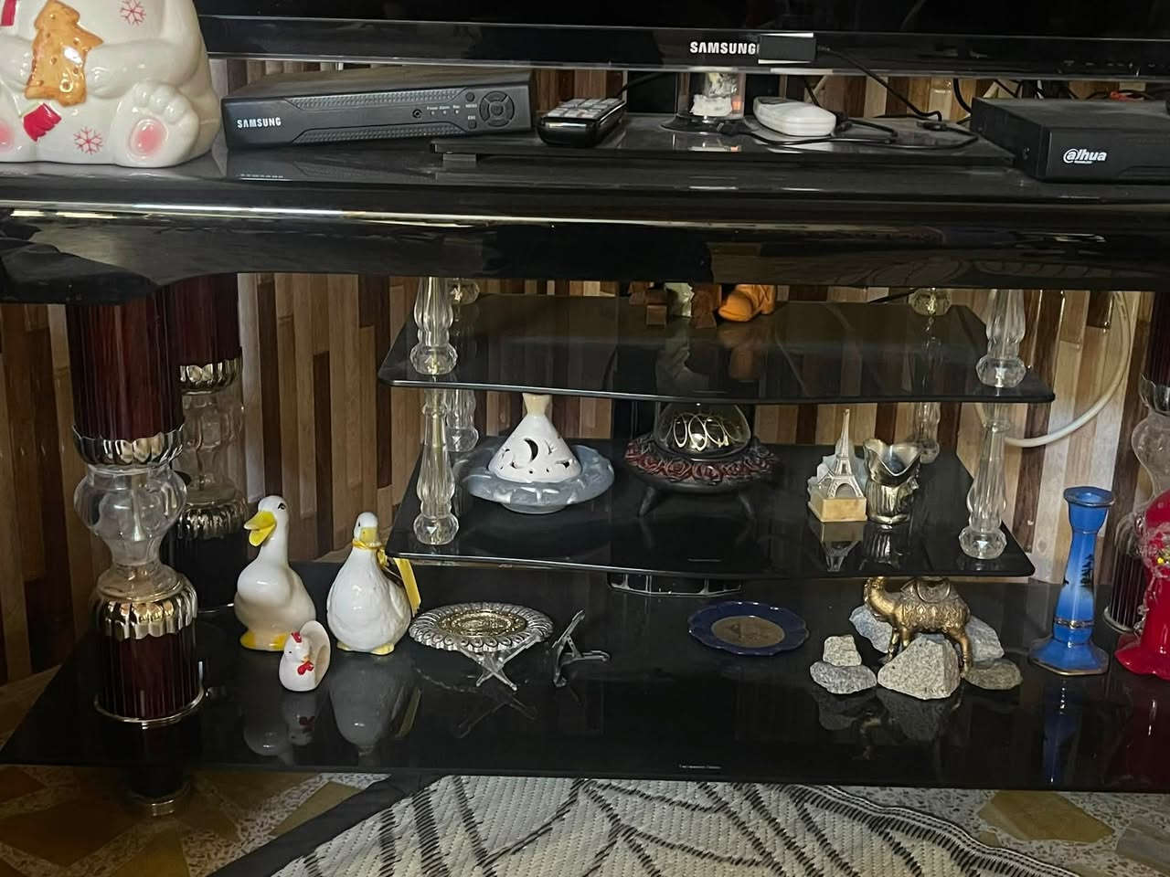 غراض بيت للبيع مكانهن القادسيه 
كاونتر مترين 160 
والتنور 15
والكاونتر الصغير 50 وميز بلازما 40


**إذا كنت صاحب هذا الإعلان وتريد حذفه لأي سبب، رجاءا أرسل رسالة إلى الدعم الفني**