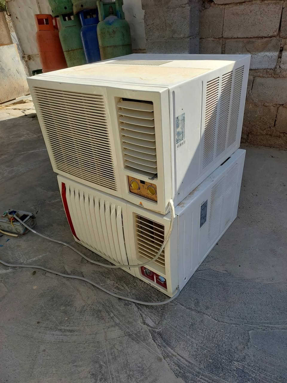 مكيفات نضافه فول شرط شغل ماطور بطل تبريد ثلج نوعيات الحافظ ودنكا اتصال *********** عنوان سوك حديثه خلف جامع عبدالرحيم
