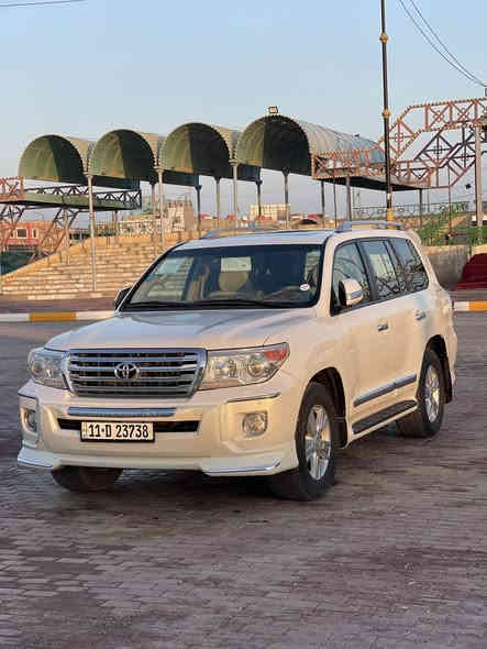 السلام عليكم… معروض للبيع فقط
لاندكروزر 2014 – رقم بغداد

السيارة مكفولة كفالة عامة وبمواصفات مميزة

كشنات جلد لون أبيض بلادي
 تشغيل عن بعد
بصمة باب عدد 2
 إرباك 8
 نظام ترحيب
 كشنات كهربائية
 كشن السائق بذاكرة خزن
 مراية قلاب عند الرجوع
عتب ضوئية
 كاميرا خلفية
 ثلاجة
نظام دفلوك
 حساسات وتحكمات كاملة
 وباقي المواصفات معروفة وما تحتاج ذكر

حالة السيارة
المكينة الكير الحدادية التبريد بلكارتون وما بيها أي نقص
كذلك يوجد سونار لسيارة 

السعر: أربعة دفاتر وخمس أوراق

للاتصال فقط ***********
غير متواجد على الفيس اتصال أو واتساب فقط

الموقع: المثنى / السماوة
