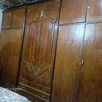 غرفة نوم مستعملة للبيع السعر ( ٣٠٠ ) وبيها مجال اتصال واتساب  07825928...