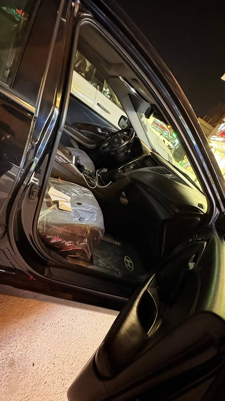 هونداي ازيره 1/1 خليجية 2013
للي يدور مكفول ونضيف والسعر بلخاص 

حداديه جاهزه على اخر حبايه شرط وكاله 🔥

كشنات نضاف شرط لا شك ولا دايس 🔥

دشبول ممفطر نهائي سياره نضيفة بشكل 🔥

الدشبول ولا كلوب مشتغل 🔥

السياره ع الوضع البلادي مالتها 🔥

مكينة 6 سلندر المرغوب طبعا

فول مواصفات ١/١ بصمه ابواب 

بصمه تشغيل ترحيب عند الاقتراب 

اشاير مري +شفط + قلاب بانوراما 

استيرن كهرباء قطعتين تبريد ثلج

تدفئه شاشه اعطال تحكم ستيرن 

كشنات جلد كهرباء+ خزن ميموري 

برده خلفيه كهرباء+ بردات ابواب 

خلفي حساسات امامي خلفي 

منظومه زنون عالي ناصي اصلي 

مع بلوجكترات + علامه هونده 

اماميه شباك شاشه كامره خلفيه 

مع كامره بالمرايه الداخليه 

شرط متصرف ولا فلس تركب وترايك وين متريد 🔥

هاتف *********** ☎️ واتساب / اتصال
