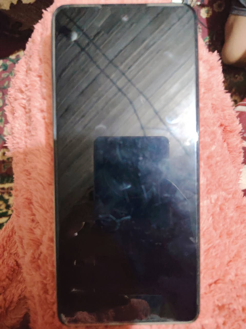 جهاز تكنو سبارك20برو جهاز مكفول من كلشي غراضه شاحنه وكارتونه ***********
