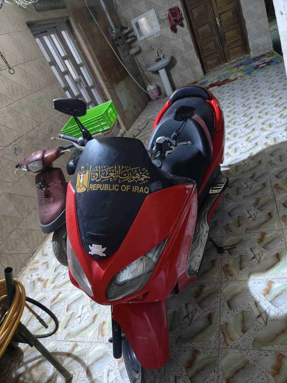 سلام عليكم دراجه للبيع نضيفه شرط فحص شغاله كالمه مابيهه شي رايدهه 1250 وبيهه مجال


**إذا كنت صاحب هذا الإعلان وتريد حذفه لأي سبب، رجاءا أرسل رسالة إلى الدعم الفني**