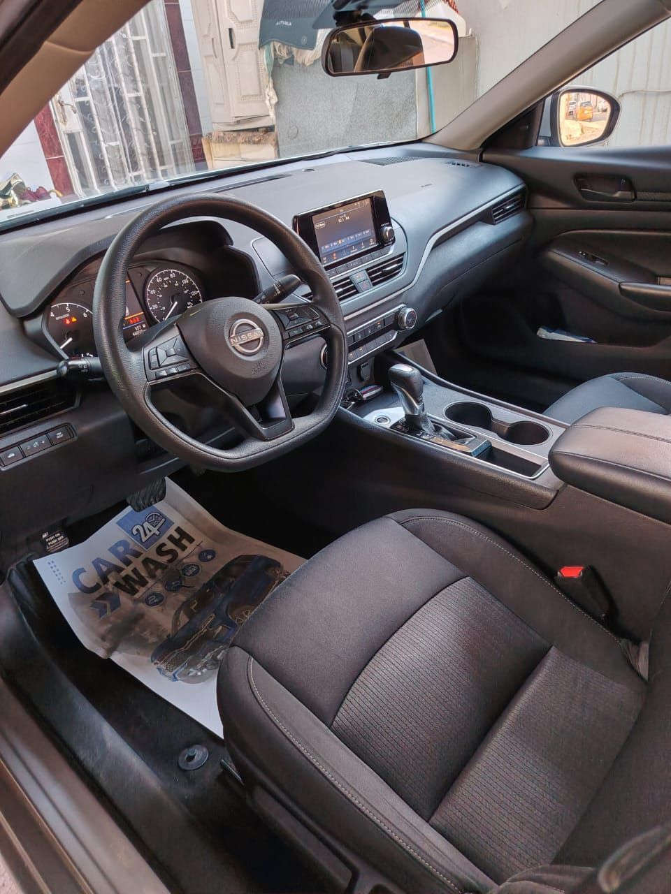 سلام عليكم التيما موديل ٢٠٢٣ s ماشي ٤٧ وارد أمريكي سيارة بدون ايرباك قطرة دواخل مابي بجم كبس صور حادث و رقم شاصي و سونار جديد موجود داخل صور سنوية جديدة وهزة جديد شرط تحويل سيارة نظيفة رادار كامير تشغيل عن بعد توقف ذاتي موصفتاتة معروفة سعر 159 بي مجال قليل شراي يخابر *********** مكاني كركوك
