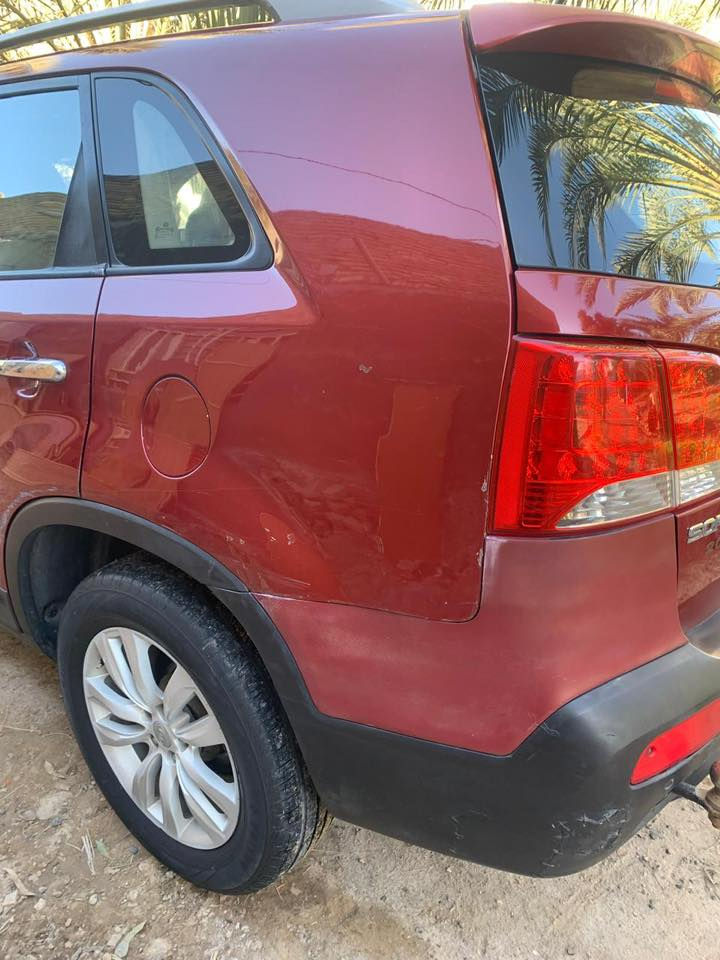 للبيع سورنتو خليجي مكفوله من الصبغ والتبديل بيه بس بارد وشخوط مثل ماموضحلكم بلصور مكينه 2400دوش سياره فول مواصفات بصمه تشغيل بصمه ابوابحساس خلفي كامره  بنوراما
مكينه حداديه خير من الله السياره باسمي تحويل ثاني يوم  مكاني كربلاء الحسينيه السعر 115مع مجال بسيط 
***********
