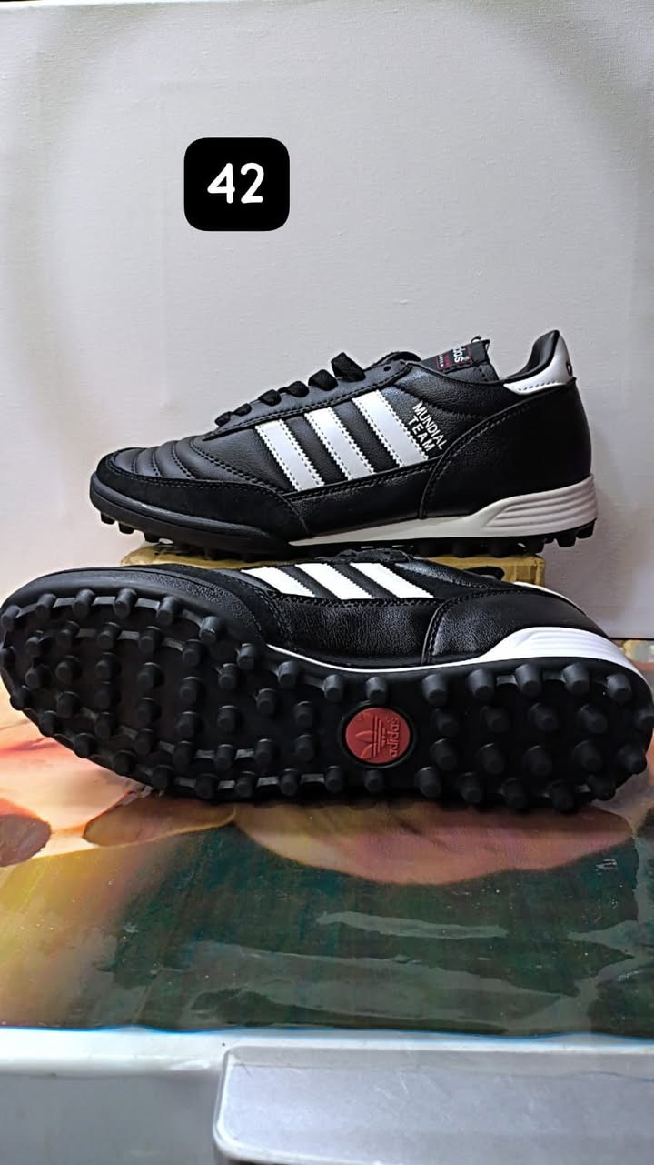 السلام عليكم ستد امزون بضاعه dhl فيتنامي اصلي قياساتهن داخل الصورة سعر القطعه 20الف قفل 
واتساب***********
