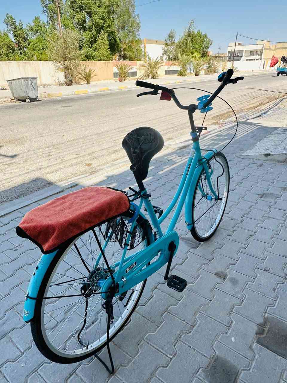 السلام عليكم باسكل لبيع Sontos سانتوس نضافه ٪99 الباسكل جديد تجي اوشوف ابعينك موديلموديل 22 لون سمائي السعره خاص الاستفسار ***********

