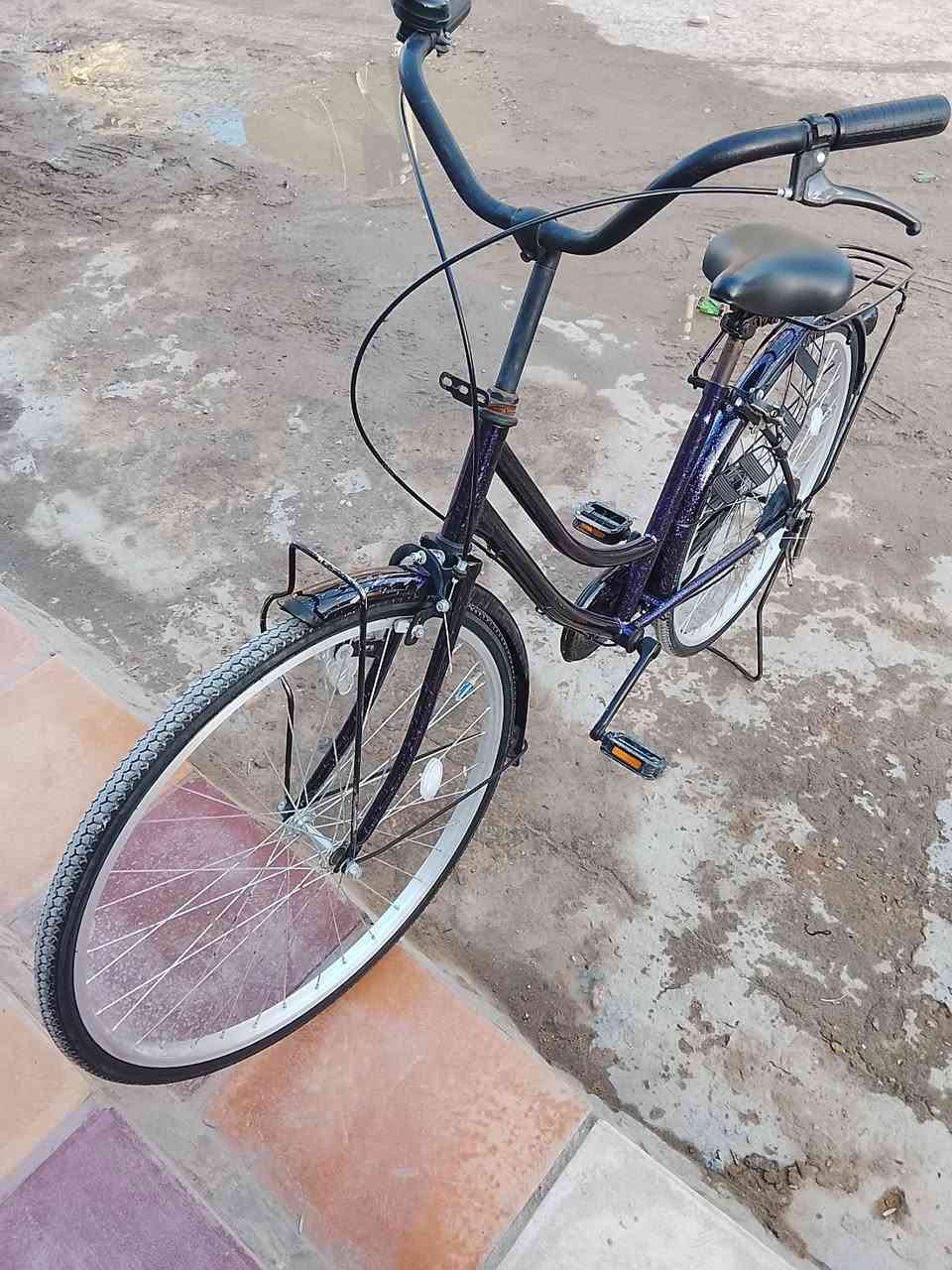 سلام عليكم
بايسكل للبيع 
موديل 22
شركه DB
البايسكل نضيف فول نضافه 💯💯💯 
امبدل بيه بس ويل الكدام صار بي خياس بدلته
السعر خياليييييييييي اتصل على الرقم 👇 
***********
