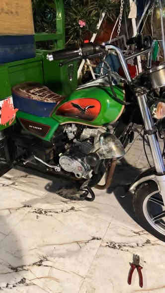 سلام عليكم شباب عندي ستوته كربلاء رقم وسنوية موديل 23 ستوته جاهزه مكان كرمت علي شراي  ينتصل *********** سعر 2500بيها مجال قليل محتاج وريد ابيع
