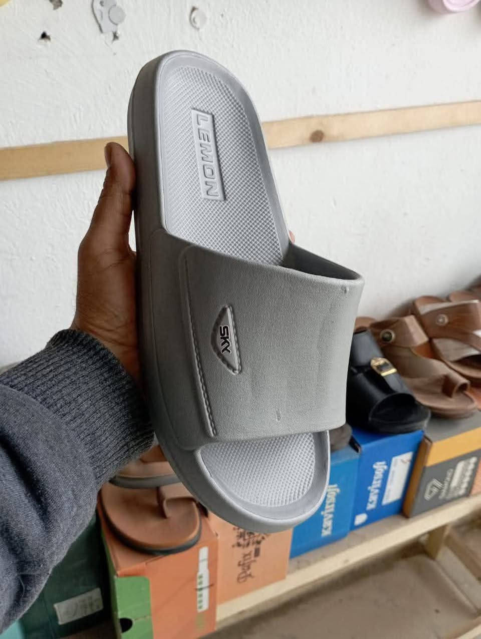 طبي رجالي 41-45
سعر القطعة 1,900
الكارتون 18 قطعة 35 الف
🚚🚚يوجد توصيل لكافة المحافظات 🇮🇶


**إذا كنت صاحب هذا الإعلان وتريد حذفه لأي سبب، رجاءا أرسل رسالة إلى الدعم الفني**