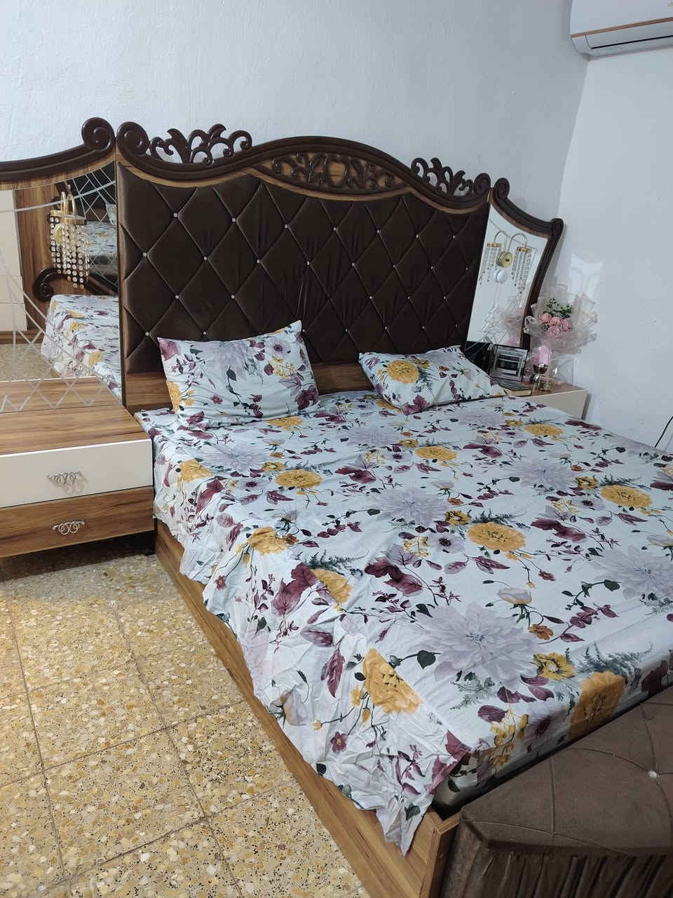 السلام عليكم
غرفة للبيع نظافة 90٪
السعر 500 وبيها مجال
العنوان بعقوبة التحرير
للتواصل واتساب ع الرقم
***********
