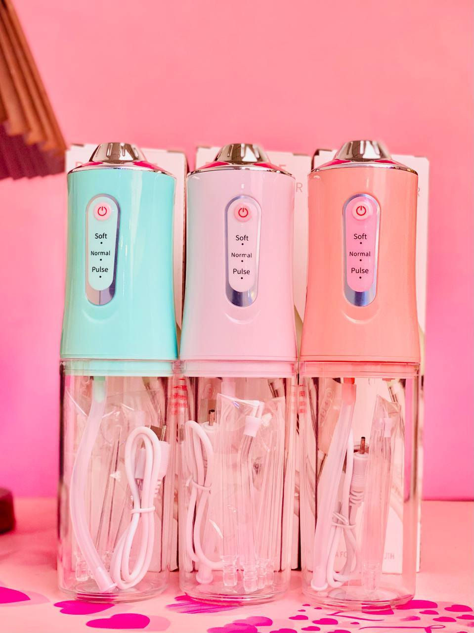 جهاز الخيط المائي،💯
Water flosser 
لتنظيف الأسنان والعناية بها 🦷🦷
يزيل الترسبات والجير ورائحة الفم .
ينصح به اطباء الأسنان لفعاليته في التنظيف العميق للجميع
مفيد ايضا للتقويم وتركيبات الأسنان وأصحاب الابتسامة 
شحن ⚡️⚡️ يدوم ل 30 يوم تقريبا
شحن عن طريق شاحنة الهاتف ❤️
خزان ماء 350 مل يكفي لاستعمال كامل ❤️
انماط متعددة لدفع الماء مناسبة لجميع انواع اللثة ❤️
عدة رؤوس وعدة سرع تتحكم بيها
مناسب للكبار وللأطفال ايضا
بطارية 3500 مل امبير ايون ليثيوم تكفي شهر كامل الشحنة الواحدة ♥️

السعر 18  الف
🚘يوجد خدمة توصيل لجميع محافظات العراق🚘


**إذا كنت صاحب هذا الإعلان وتريد حذفه لأي سبب، رجاءا أرسل رسالة إلى الدعم الفني**