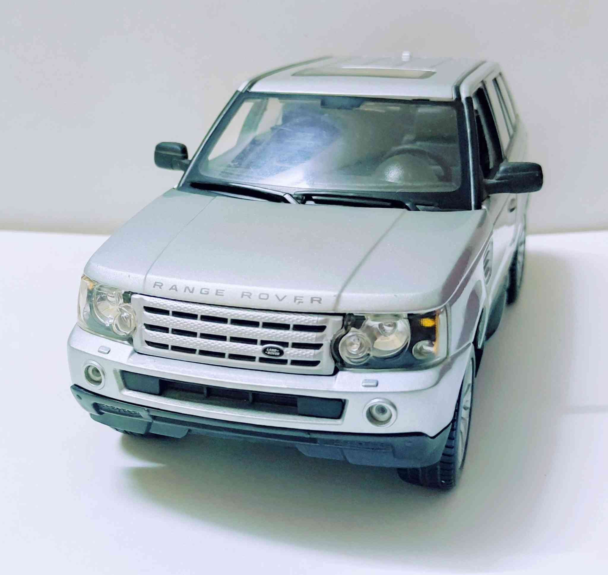 مجسم لسياراه رينج روفر سبورت موديل ٢٠٠٦ مقاس 1/18 من انتاج شركة مايستو اصدار نادر
القطعه ثقيلة الوزن وبتفتح ببان وكبوت وشنطه 

عجل متحرك مع الدركسيون مساعدين امامى وخلفى 

كراسى مبطنه بالجلد للواقعيه 

بتفاصيل داخليه وخارجيه اكثر من رائعه 

للتواصل على الخاص او اتصال واتساب /01006962258

#ماكيت كار

#ماكيت_سيارات

#مجسمات_سيارات

#سيارات_مصغرة

#ماكيت

#ModelCars

#Diecast

#DiecastCars

#ScaleModel

#CarModel

#MiniCars

#CarCollectors

#هواة_السيارات

#عشاق_السيارات

#ClassicCarsModel

#SuperCarsModel

#ماكيت_سيارات

#مجسمات_سيارات

#سيارات_مصغرة

#ماكيت

#ModelCars

#Diecast

#DiecastCars

#ScaleModel

#CarModel

#MiniCars

#CarCollectors

#هواة_السيارات

#عشاق_السيارات

#ClassicCarsModel

#SuperCarsModel


**إذا كنت صاحب هذا الإعلان وتريد حذفه لأي سبب، رجاءا أرسل رسالة إلى الدعم الفني**