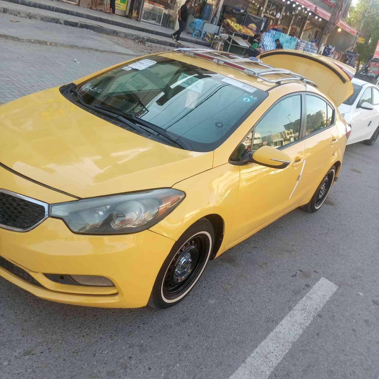 سلام عليكم عيوني سياره فورتي جديد بيه منضومه غاز موديل 15  كير مكينه تبريد بل كرتوان مال شركه بل كرتوان  بيه بس بنيد مبدل فقط الباقي كفاله عامه كله ليبل واحد سياره بسمي تحويل نفس اليوم شراي يتصل وإني خادم للجميع السعر 105 وبيه مجال قليل مكان بابل سياحي ***********
