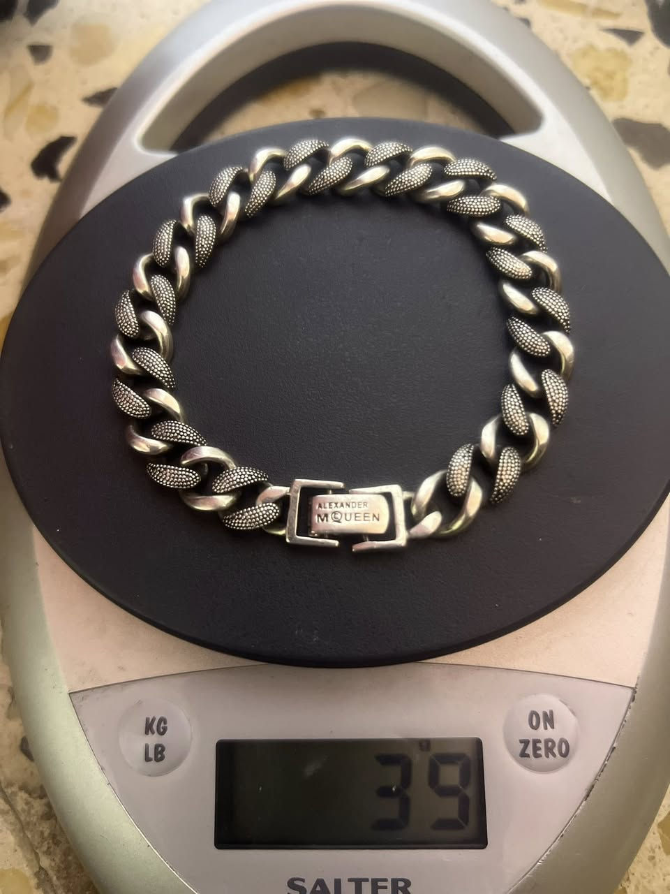 السلام عليكم فضه جديد سبحه وسوارات عدد ٢ أوزانهم بالصور سعر الغرام ٤.٥٠٠ مكاني بغداد


**إذا كنت صاحب هذا الإعلان وتريد حذفه لأي سبب، رجاءا أرسل رسالة إلى الدعم الفني**