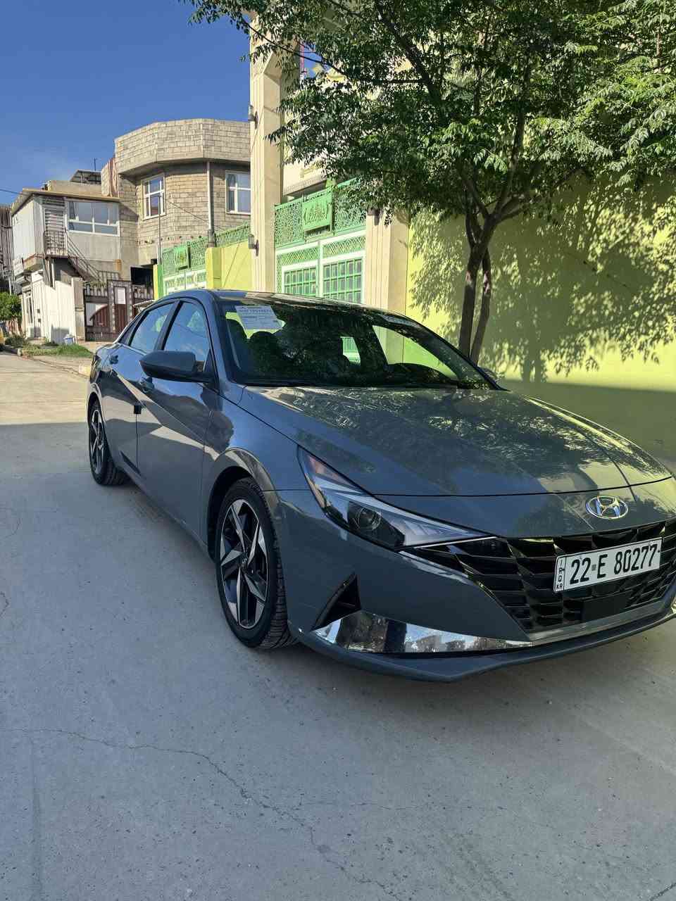 وارد امريكي لون أسمنتي ماشية 115km
محرك 20 دوش 

كير CVT

كير ومحرك شرط 

نضام قياده 

تشغيل عن بعد 

مانع انزلاق 

بانوراما 

كشنات تدفئ وتبريد 

طخم تايرات جديده 

هزة جديده السيارة بسم مرأة شرط تحويل 

ضررها موضح بالصورة مال سونار 
السعر 140$ وبيها مجال بسيط 
عنوان موصل حي الفلاح 

للتواصل ***********

