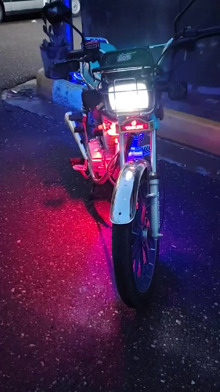 سلام عليكم ورحمة الله وبركاته ماطور ايراني محرك 200على وضع شركه سعر 850مكان التأميم القادسيه ثانيه تواصل على رقم ***********
