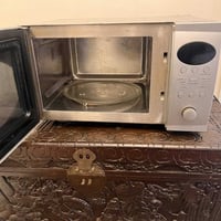 مايكرويف لمس ألماني • مكنسة نوال 1800واط • مكنسة ذكية بخزان