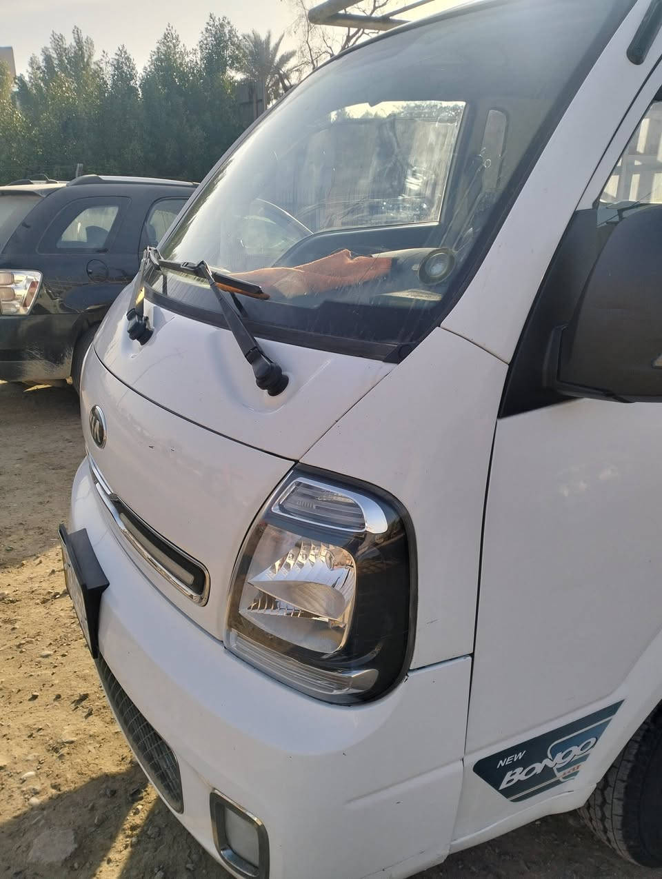 كيا موديل 22 رقم بغداد بيها ربع مصلح بس ممصبوغ ماشيه 185 مكان بغداد الشعب السعر 140 وبيها مجال بسيط للستفسار ***********
