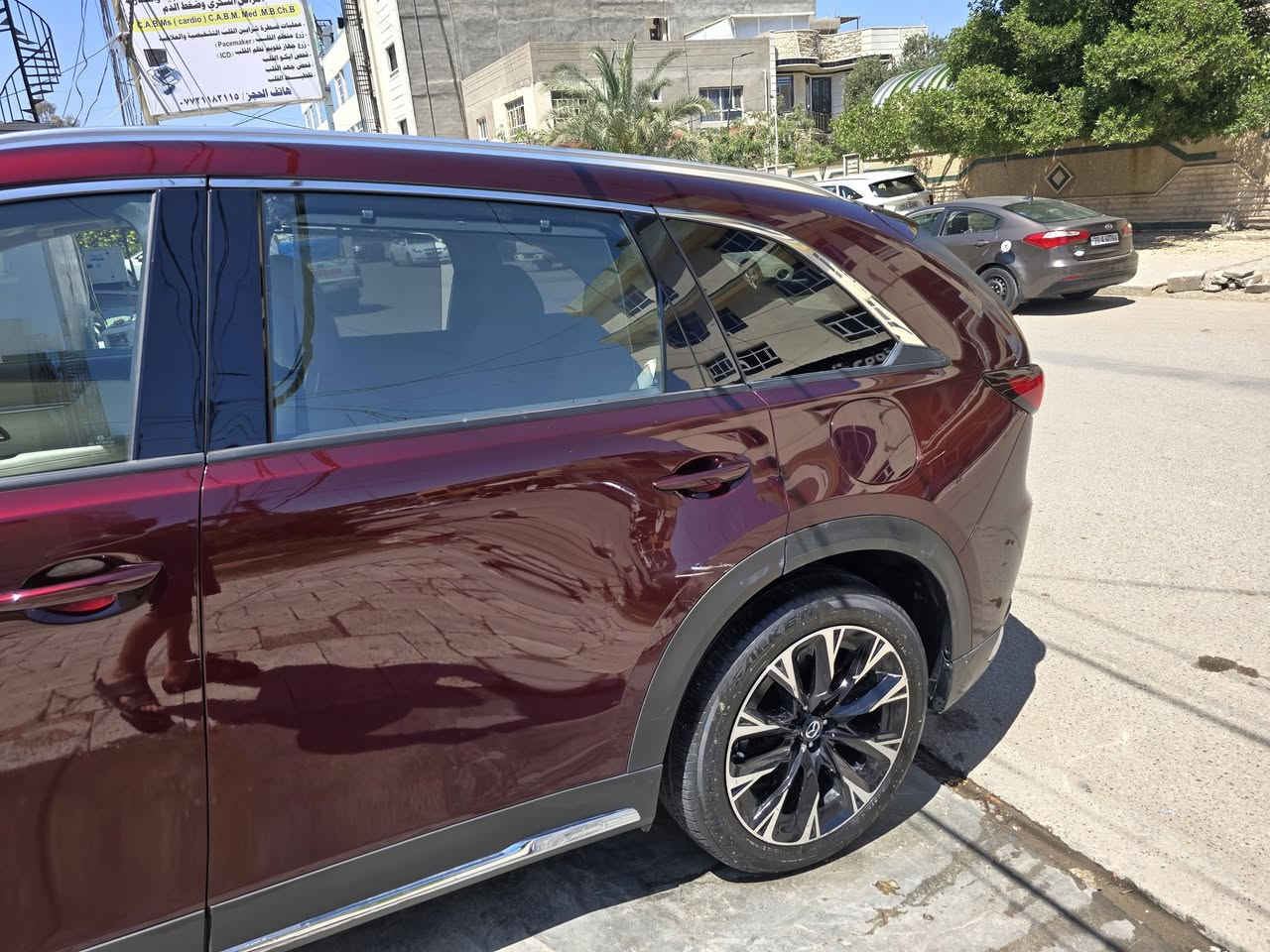 سلام عليكم
مازدا cx90 موديل ٢٠٢٤ هايبرد بلكن .
دخول جديد رقم اربيل .
فول مواصفات يعني رادرات بنوراما تدفئة تبريد بالكشن تبريد ثلاث قطع ..... الخ .
بدون ايرباك ماشية ٩ الاف .
ضرر خلفي بسيط 
صبغ ربع الدعامية وربع الجاملغ الخلفي .
 السعر ٤٥ مليون 
***********
