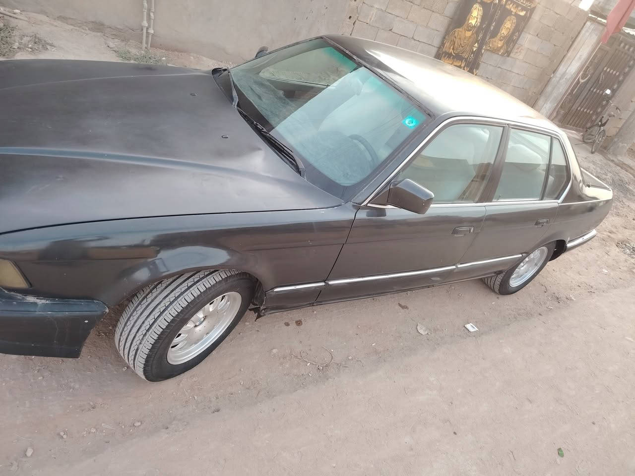 عندي بي أم 735 جديده رقم دولي بأسمي مراوس بروتون
***********
