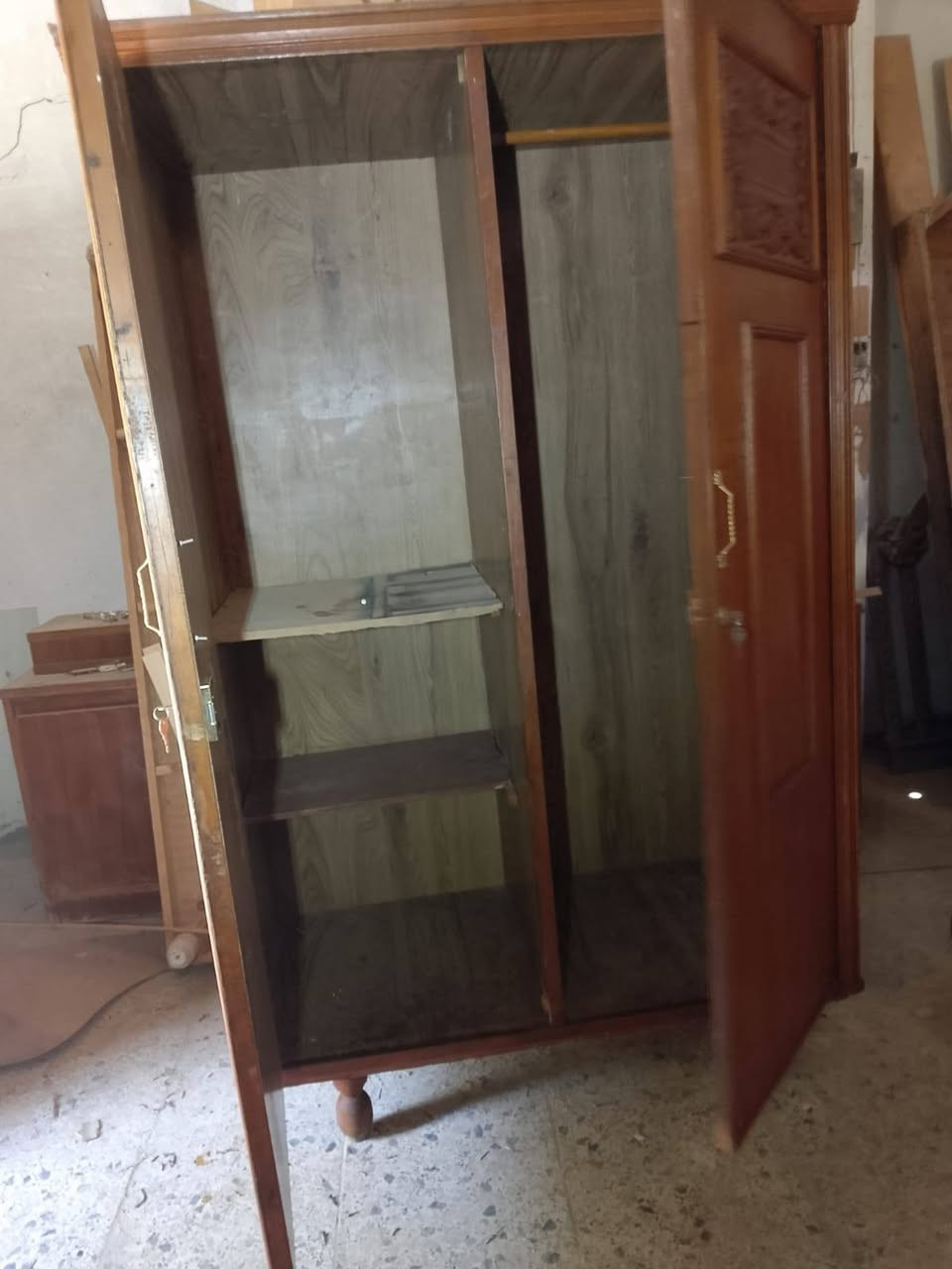 كنتور بابين تكمة  للبيع اللي يريدة يراسلني خاص التعليقات مداتطلع
العنوان /ديالى هبهب حي الشهداء موجود توصيل حسب العنوان


**إذا كنت صاحب هذا الإعلان وتريد حذفه لأي سبب، رجاءا أرسل رسالة إلى الدعم الفني**