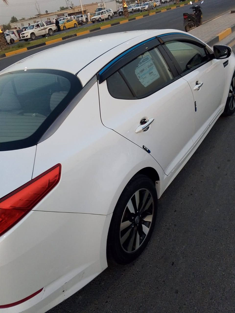 كيا اوبتما موديل 2013 وارد خليجي كفالة عامه مكينه وكير وحدادية بالكارتون سيارة جديدة كل نقص مابيها مكينه ناعمه لاتبخير ولا تنقيص سيارة مال جناي غرفه جديدة حساسات خلفيه رقم دولي سليمانية باسمي بيع فقط الشراي يتصل او واتساب موجود السعر 139$ مع المجال البسيط ♕ *********** ♕ مكان السيارة السماوة السماوا, المثنى
