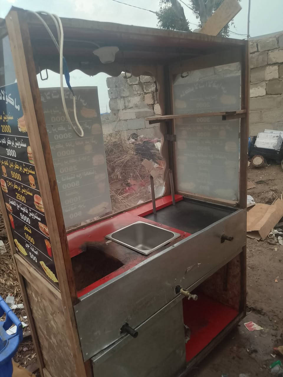 السلام عليكم عرض خاص ثلاث جنابر وحده مال مطعم وحده مال قهوه واحده مال لبلبي بالسعر 550 وبي مجال توصيل ماكو العنوان ابو غريب بغداد ***********
