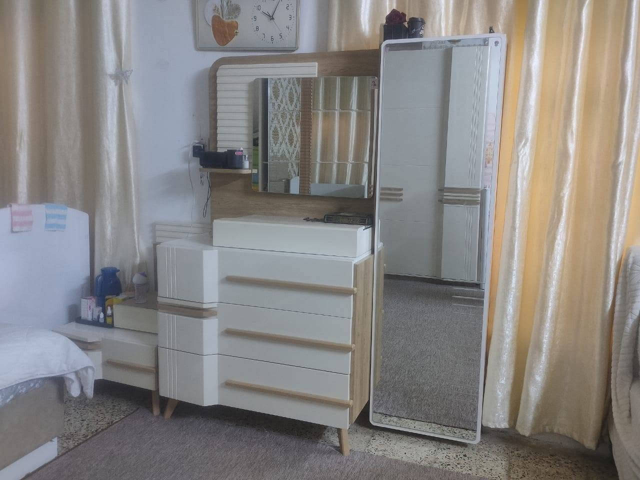 سلام عليكم  غرفة للبيع تركيه درجه اولى نظيفه مال بيت سبب بيع ظرف خاص سعره 500 الف بيه مجال قليل مكاني حسينيه الراشديه


**إذا كنت صاحب هذا الإعلان وتريد حذفه لأي سبب، رجاءا أرسل رسالة إلى الدعم الفني**