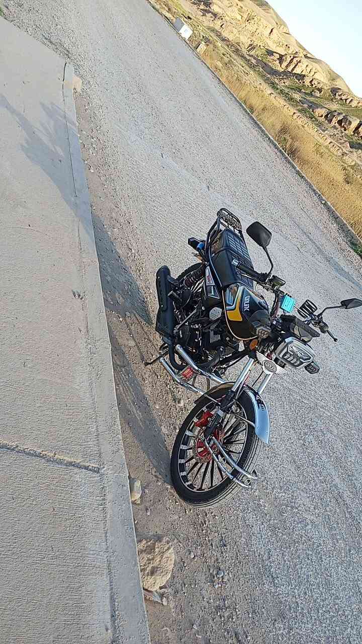 سلام عليكم دراجة سيفان للبيع موديل 2025 دراجة جديد مابيها اي نقص 
ستفسار على رقم *********** 
مكان شهربان سنسل
