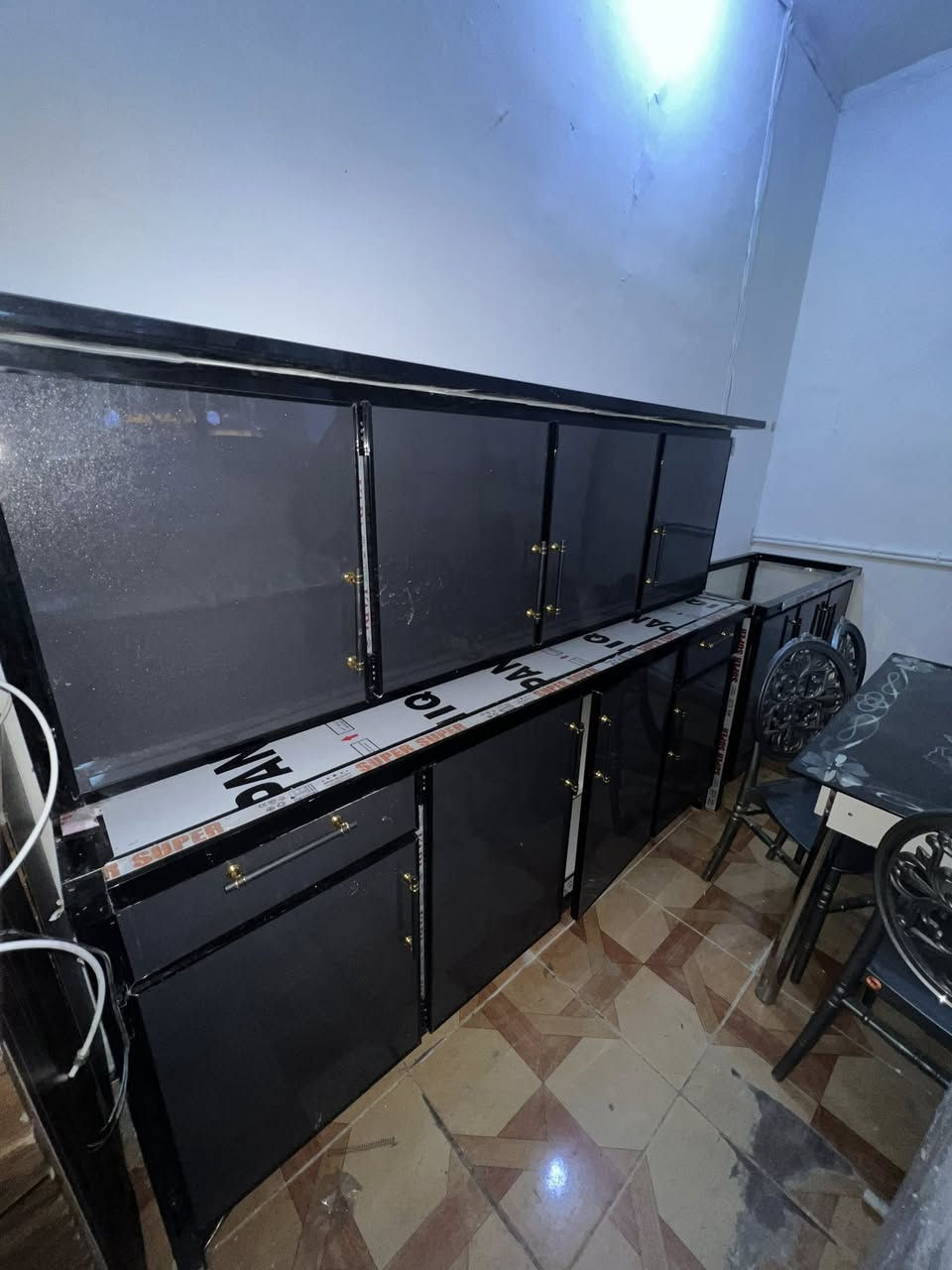 تم وبحمد الله وصول حاوية الكاونترات والدواوين الجديد والمستخدم العنوان التأميم 30 تموز بالصعده معرض نجمة إسطنبول الاستفسار *********** وتساب
