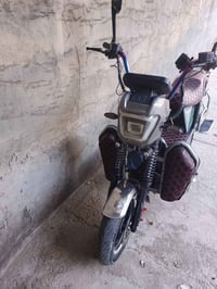 موتور للبيع بطاريات على الفحص ست بطاريات6 على 10 07885182472 650