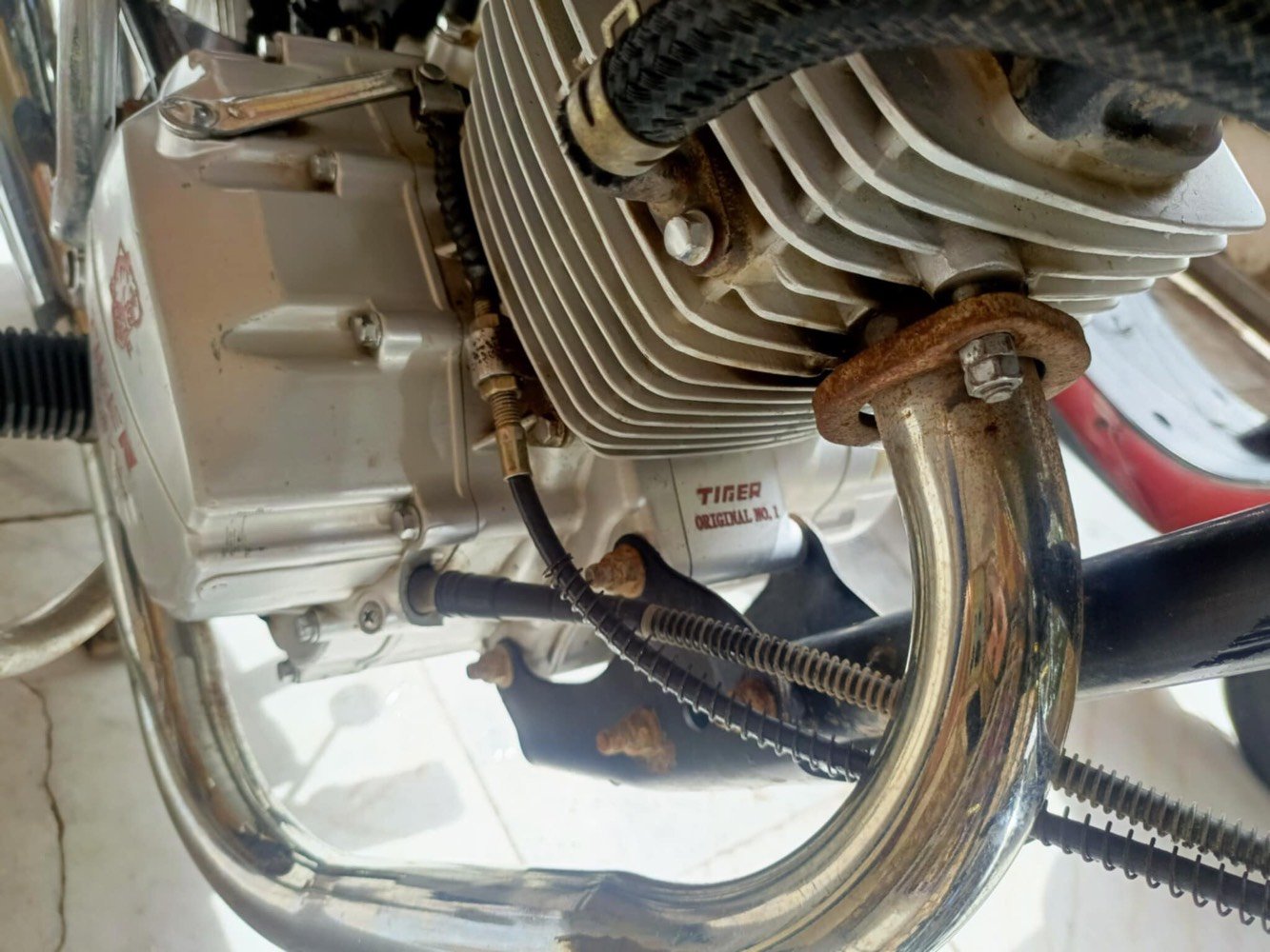 السلام عليكم دراجة تايكر 5 كير للبيع مديل 2021مكفولة كفالة عامة كهربائيات سلف هندر اشاير عالي ناصي هورن كلة شغال مكينة مقفولة اوراق موجودة لسعر 500 وبيهة مجال بسيط مكاني بغداد فلكت حي لنصر