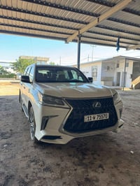 لكزز سبورت • ٢٠١٨ • ماشي ١٤٠ الف