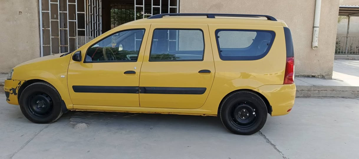 سلام عليكم رينو لوكان سبعه راكب الموديل ١٢رقم بصره العنوان بغداد السعر ٥٠ (***********
