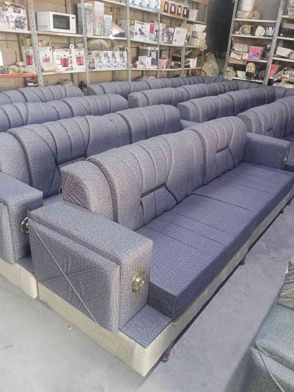 بفضل الله
تم وصول حاويه. ديوان جديد. شغل اربيل قاعدة خشب بلايود اسود في مجمع التسوق الاوربي في قلعة سكر شارع السيطره القديمه مال حي الصناعي اليدخل عالحي العسكري للاستفسار الرقم المجاني *********** حجي صادق النجار
