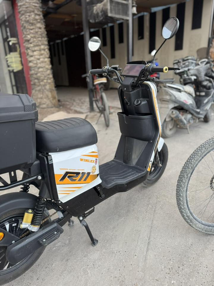 سلام عليكم
دراجه صارلها اقل من شهر تقريبا ٢٥ يوم وصلها موجود دراجه كلش جديده شخطه ما بيها نقص واحد مابيها وين متريد اخذها افحصها سعر٦٠٠ وبيها مجال مكان بغداد ***********
