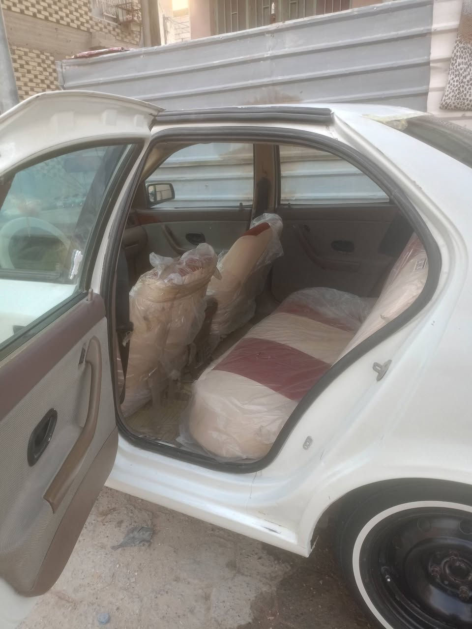 سلام عليكم سمند ناطق مكينه وكير فرنسي مامفتوحه تبريد جديد حداديه جديده مشط جديد سلف  جديد دوشمه جديده تايرات جديد مذب ولا ربع عليه سياره بيهه بنيد وجاملغ بدل ولعتب معمرهن ولهلالات لوره معمرهن مديل 10 للبيع 37وبيه مجال الرقم ***********مكاني النجف الشرف حي النصار
