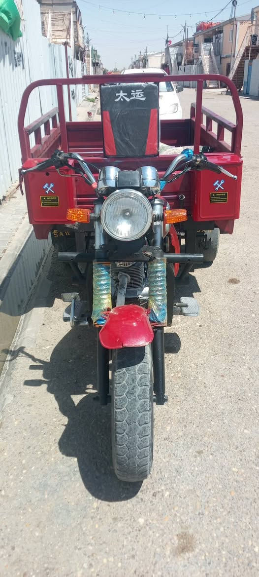 مديل 18مرتبه حلوه مكانهه كوت مستعجل عليهه ملاحضه الوراق طايح عليهه شويه دهن محرك وشاصي مكفولات سعر واحد 400وبيهه مجال مامتواجد هاذ رقمي ***********
