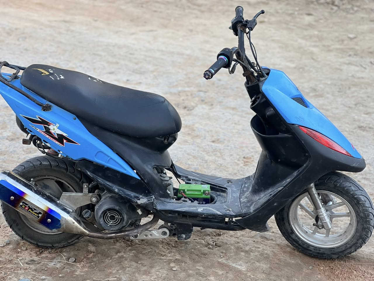 دراجه ماكس عدله بوشه 55 كلجات رياضي WF دراجه امامي وخلفي  سعر الدراجه 400 وبيها مجال الرقم *********** راسل واتساب فقط الخط معطل واتساب فقط
