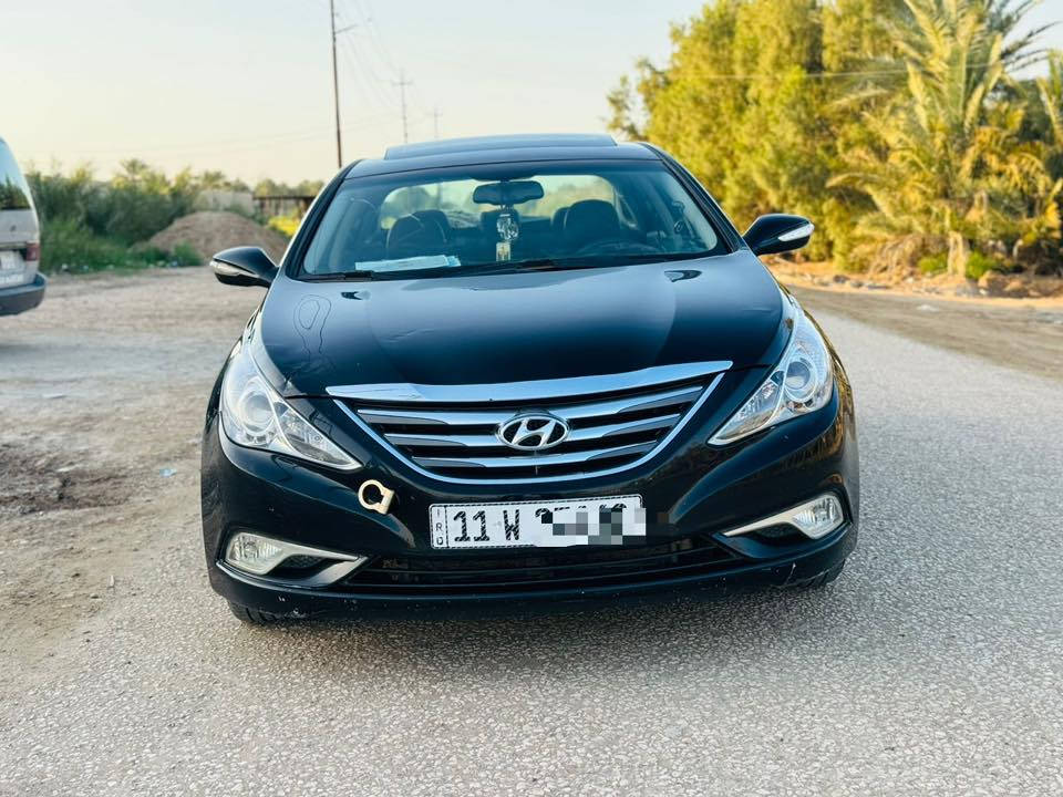 سلام عليكم سوناتا 2014 للبيع  مرقم بغداد باسمي شخصيا رقم دولي هزه جديده وارد امريكي حادث خشم الجاملغ الامامي فقط بارد جدا بسيط وبالعراق شخط باب خلفي وانصبغ السياره ليبل واحد فوول مواصفات لمتد
بصمه تشغيل 
بصمه ابواب 
فتحه سقف
محرك 2400 Gdi
كشن حار بار 
كشن كهرباء 
تحكم كامل 
شفتات ستيرن 
شاشه اصليه مع كامره خلفيه 
اشاره مري 
سبوورت
رادارات 
انضمه قياده مختلفه
مانع انزلاق 
السياره معروضه 114
مكانه حله للاستفسار***********
