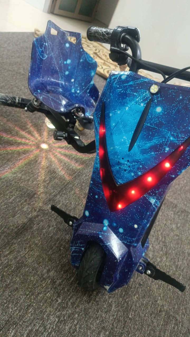 سكوتر شحن اكثر من ساعه سعر 120 جديد


**إذا كنت صاحب هذا الإعلان وتريد حذفه لأي سبب، رجاءا أرسل رسالة إلى الدعم الفني**