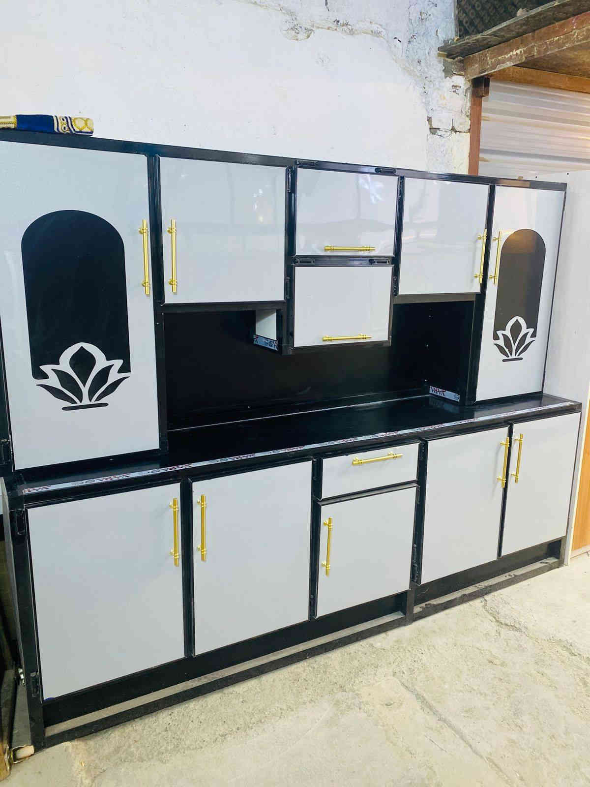 بسم الله 
وصلت وجبة كاونترات وسنكات شغل حطاطة درجة اولى  
موقعنا شهربان مجاور البريد قرب جمعية جنة شهربان 🌲🌲  ***********
